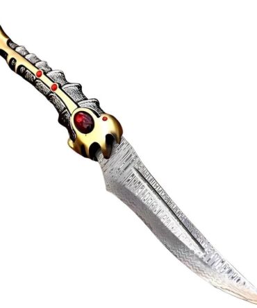 Fantasy Collectible Knife – Dragon Claw Design with Damascus Style Blade