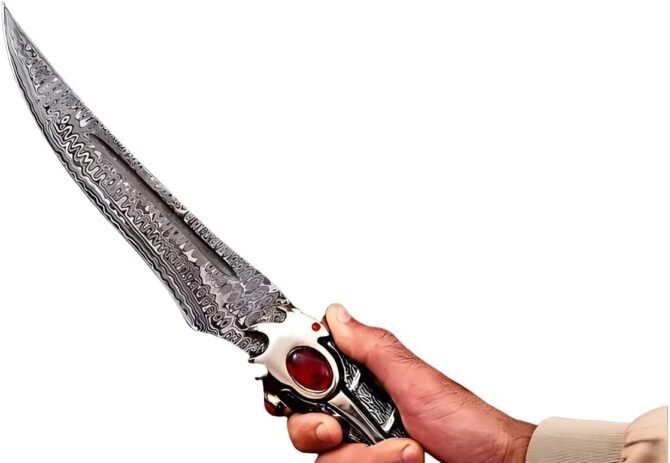 Fantasy Collectible Knife – Dragon Claw Design with Damascus Style Blade