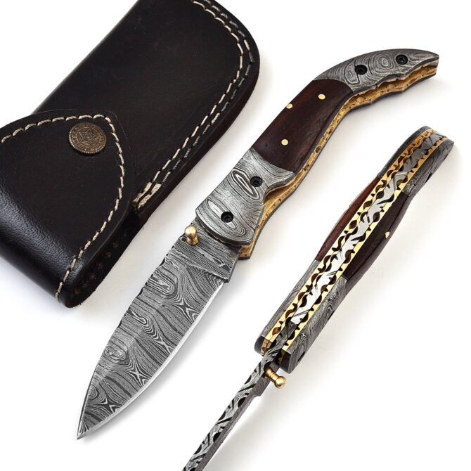 Hand-Forged Damascus Liner Lock Folding Knife - Ram Horn Handle & Damascus Bolster