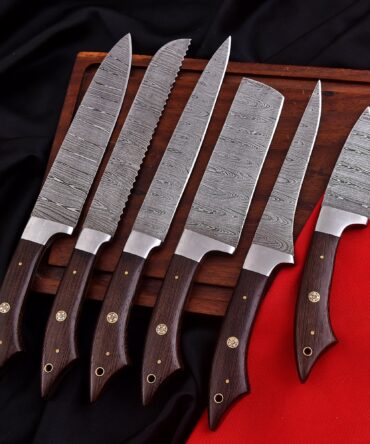 Hand Forged Damascus Steel Chef Knife Set with Wenge Wood Handles & Leather Roll Bag