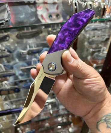 Premium Mirror Finish Folding Knife with Blue Resin Handle – 4” Blade